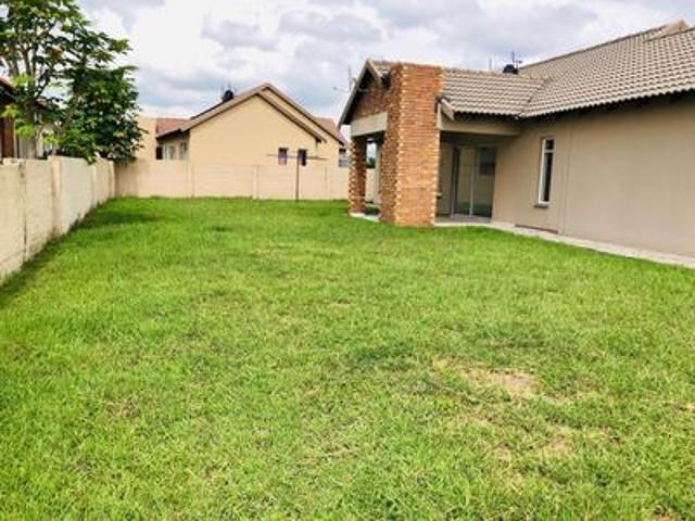 Townhouse for sale in Tlhabane, North West