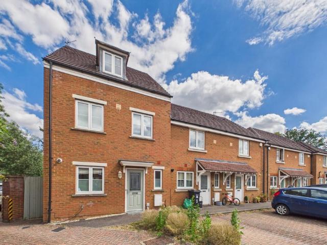 House for sale in Winnersh