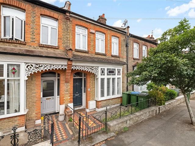 House for sale in Charlton, Greater London