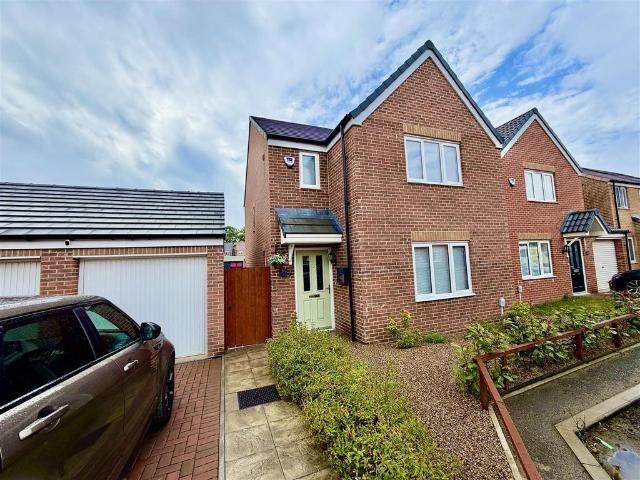 House for sale in Burnside, Tyne And Wear