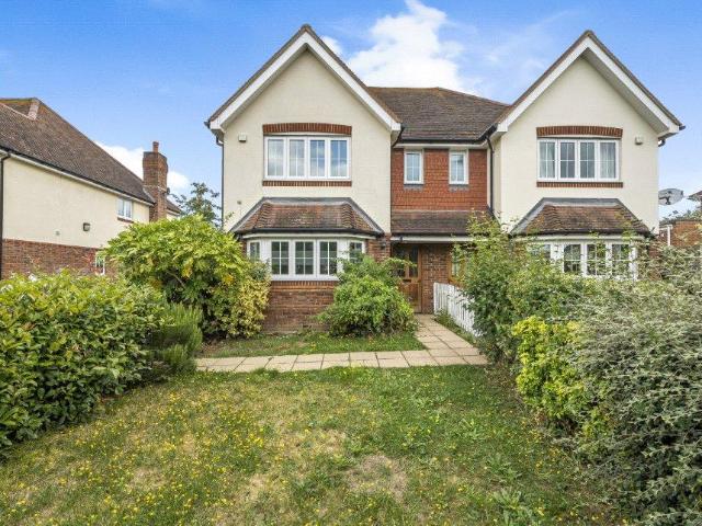 House for sale in London Borough of Croydon, Greater London