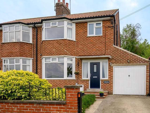 House for sale in Norton-on-derwent, North Yorkshire