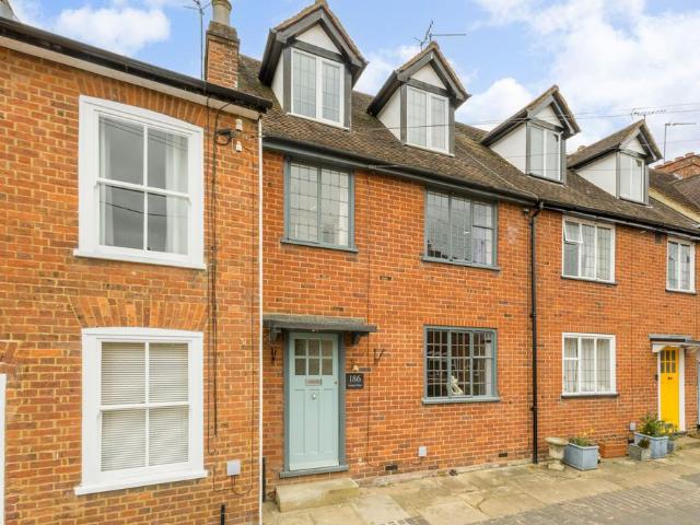 House for sale in St Albans, Five Acres