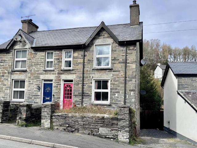 House for sale in Dolwyddelan