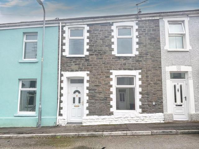House for sale in Cimla, Briton Ferry