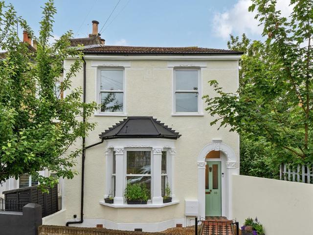 House for sale in London Borough of Lewisham, Brockley