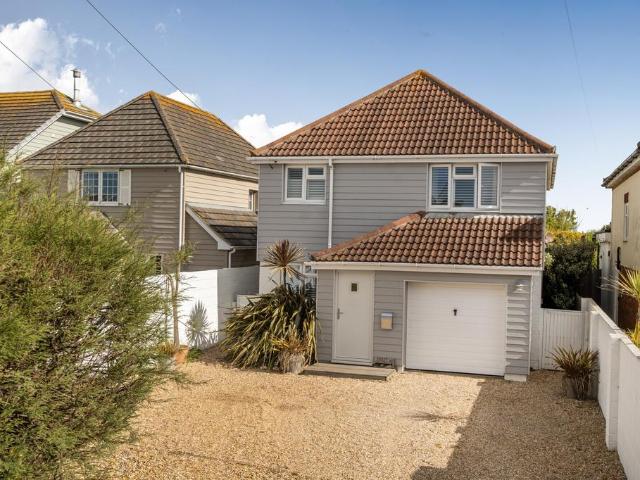 House for sale in Littlecote, West Sussex