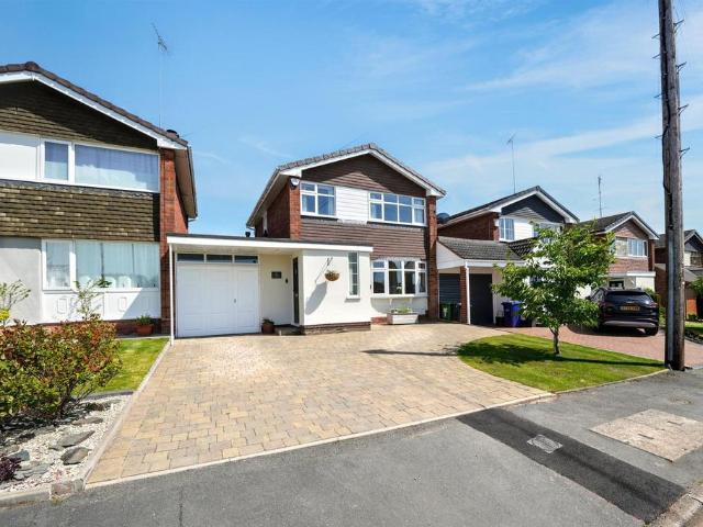 House for sale in Sedgley, West Midlands