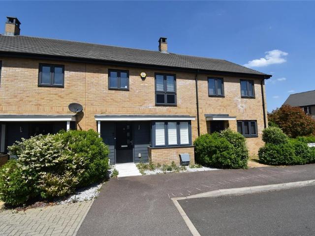 House for sale in Houghton Regis, Bedfordshire