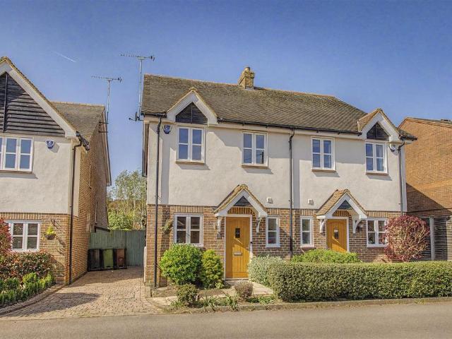 House for sale in Five Acres, Hertfordshire