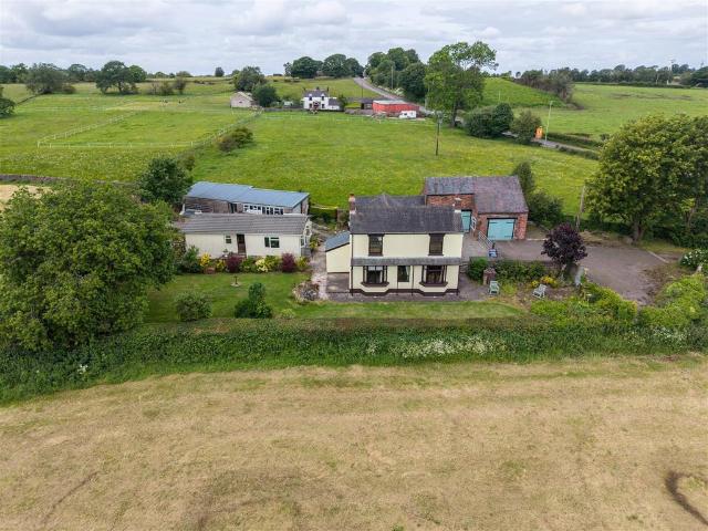 House for sale in Kingsley Moor, Staffordshire