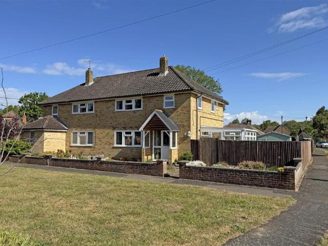 House for sale in Fole, Surrey