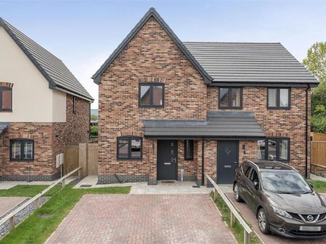 House for sale in Moors Bank, Ifton Heath