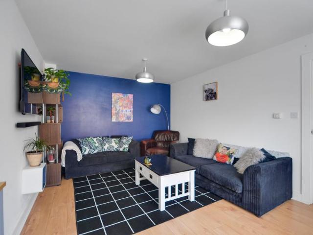 House for sale in Bourne End, Pouchen End