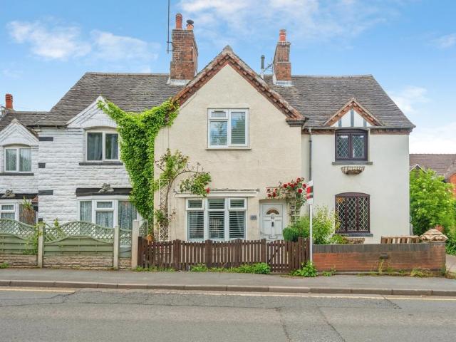 House for sale in Kettlebrook, Staffordshire