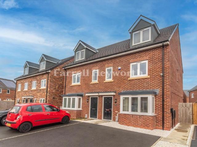 House for sale in Farington Mews, South Ribble