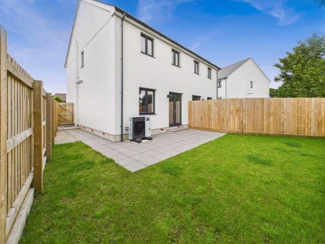 House for sale in Mount Ambrose, Cornwall