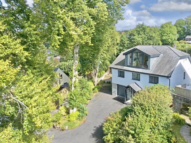 House for sale in Gluvian, St Columb Major
