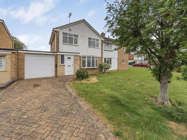 House for sale in Dedworth, Windsor