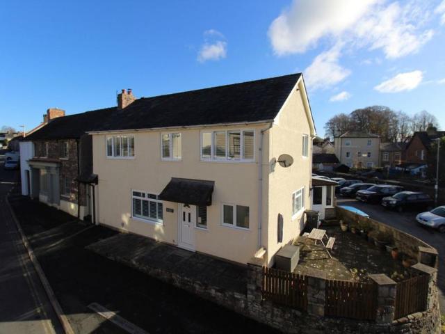 House for sale in Brecon, Wales