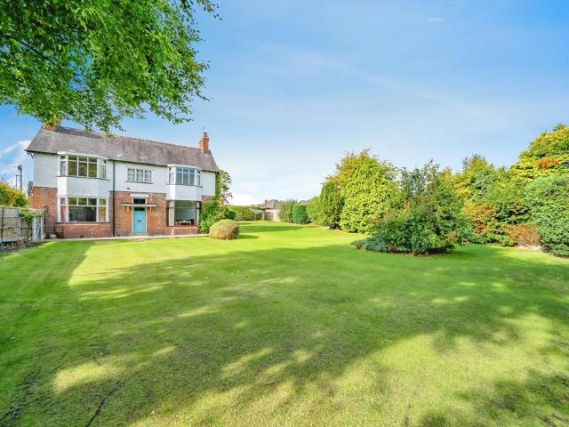 House for sale in Greystone Heath, Warrington
