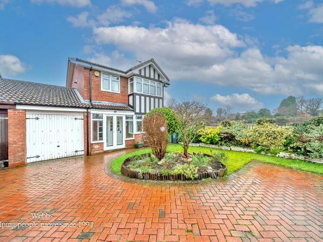 House for sale in Ashmore Lake, Willenhall