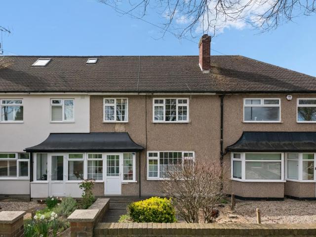 House for sale in London Borough of Ealing, Hanwell