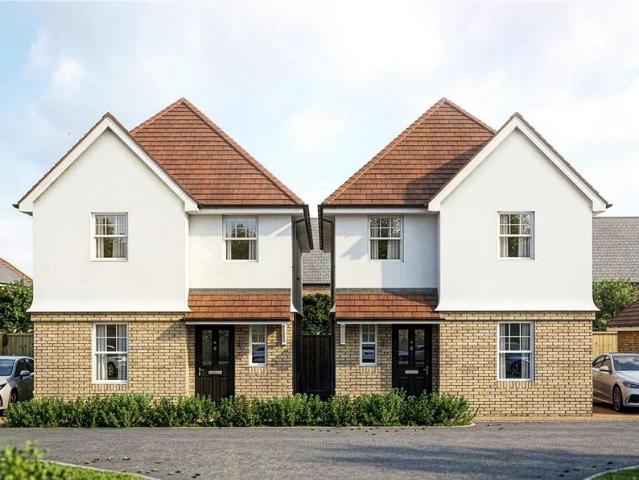 House for sale in Highcliffe
