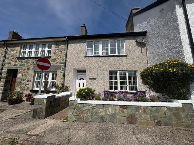 House for sale in Criccieth
