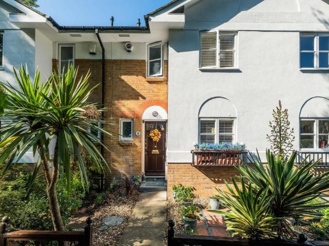House for sale in London Borough of Lewisham, Blackheath