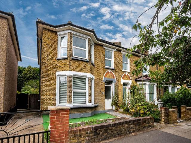 House for sale in London Borough of Lewisham, Greater London