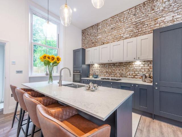 House for sale in Kensal Town, Greater London