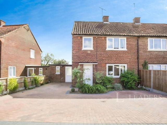 House for sale in St Albans, Five Acres