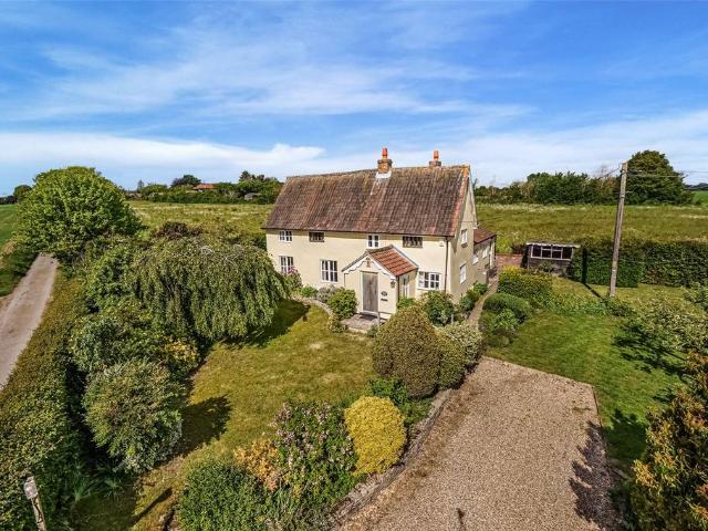House for sale in Chelmondiston, Suffolk