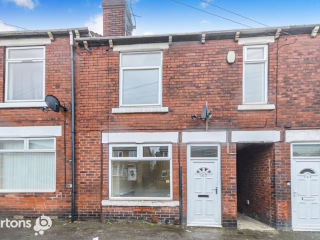 House for sale in Clifton, South Yorkshire