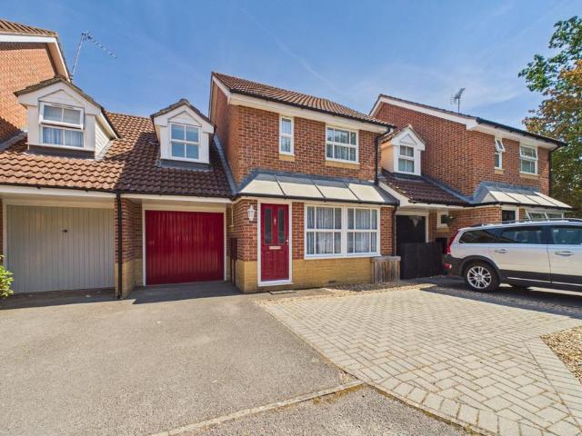 House for sale in Binfield