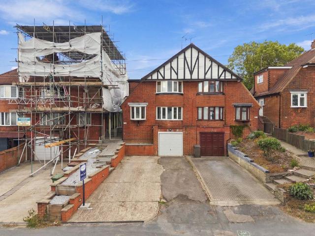 House for sale in Potters Bar, Hertfordshire