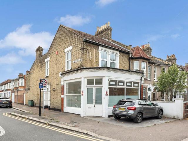 House for sale in London Borough of Waltham Forest, Greater London