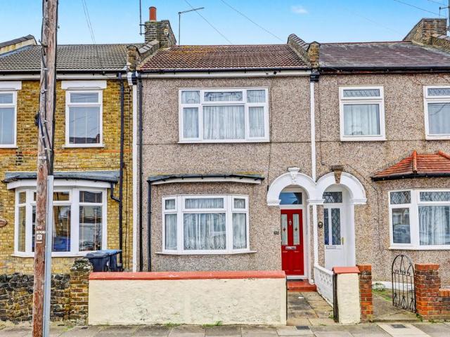 House for sale in Freezywater, Greater London