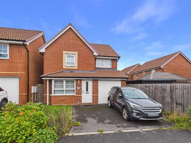 House for sale in Elloughton-cum-Brough, Brough