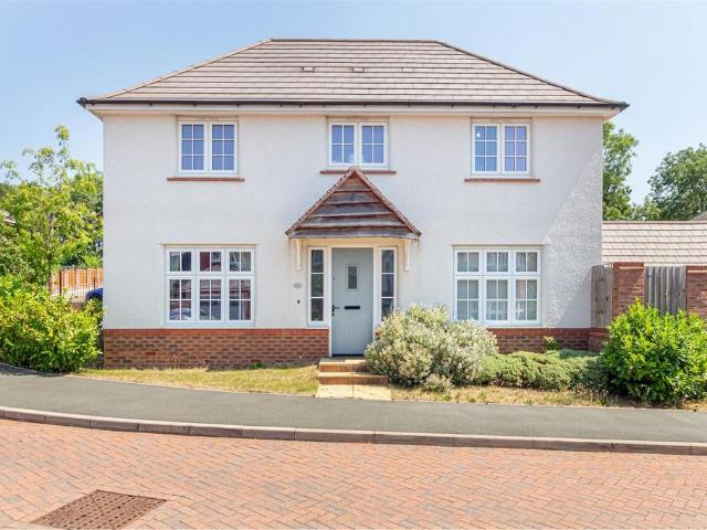 House for sale in Primsland, Crookhill