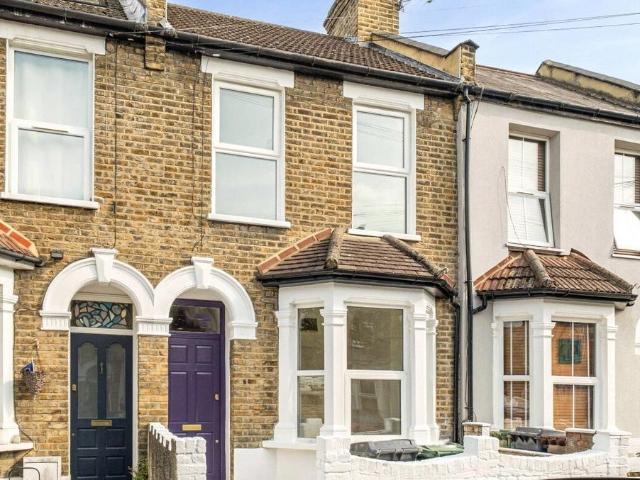House for sale in Leyton, Greater London