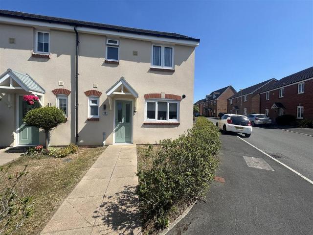 House for sale in Llangyndeyrn, Carway