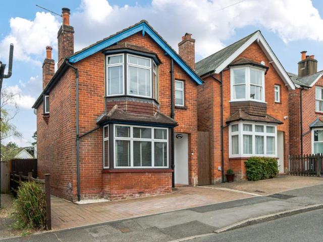 House for sale in Linchmere, Littlecote