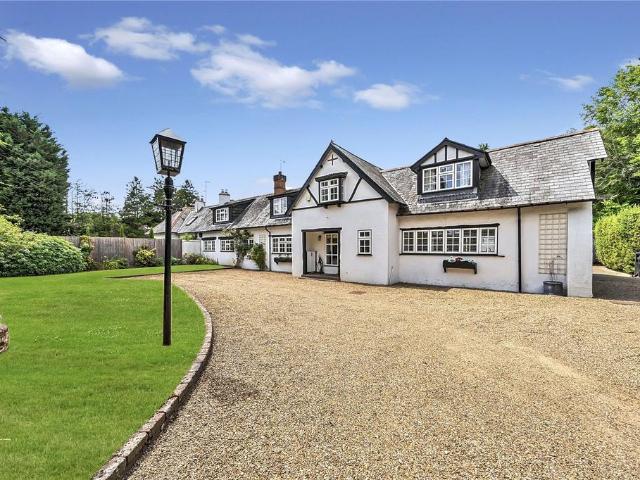 House for sale in Sutton Green, Woking