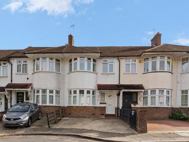 House for sale in London Borough of Ealing, Hanwell