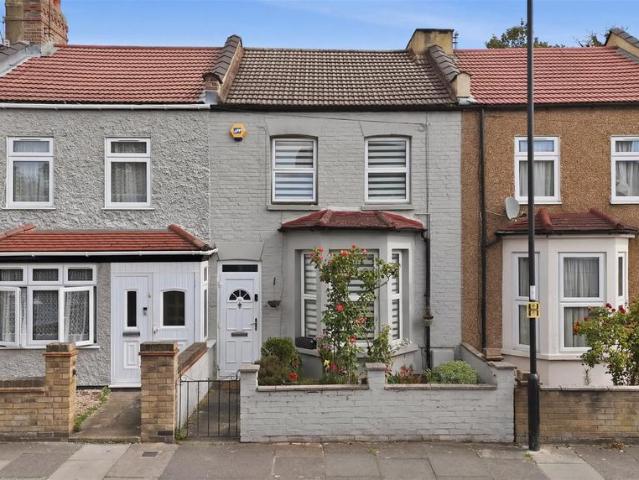 House for sale in Greater London