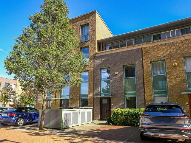 House for sale in Kidbrooke Village, Greater London
