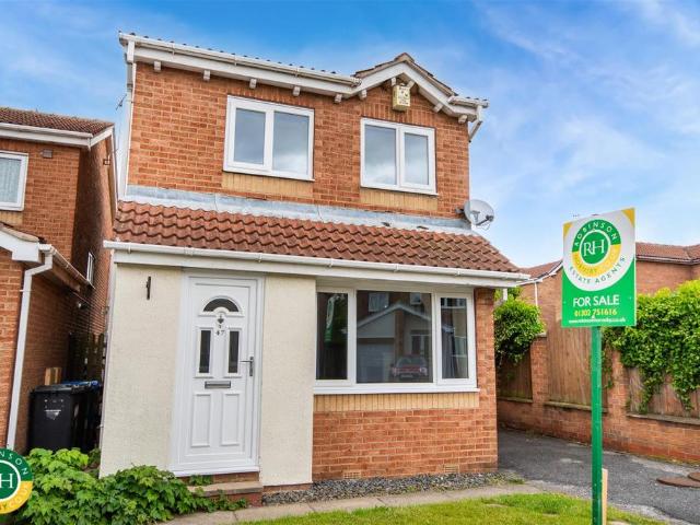 House for sale in Tickhill, South Yorkshire