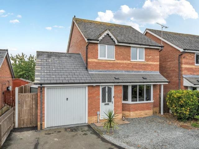 House for sale in Trewern